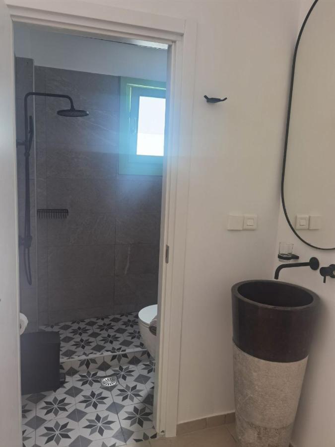 Noon Beyond Accommodation Pollonia Extérieur photo